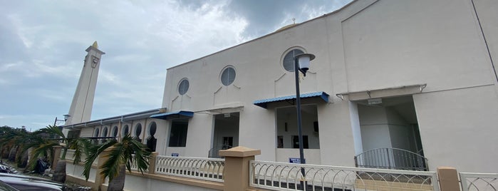 Masjid Al-Ehsan Sg Pelek is one of Masjid & Surau, MY #4.