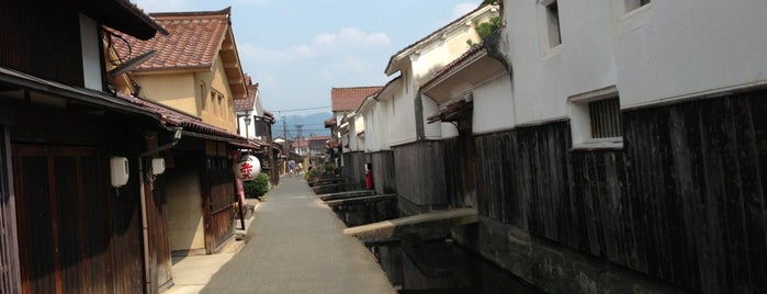 白壁土蔵群・赤瓦 is one of 小京都 / Little Kyoto.