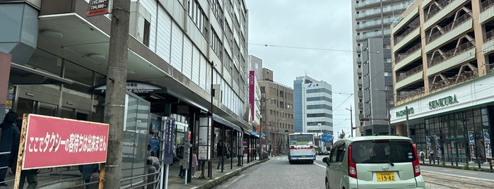 長崎新地ターミナル is one of Road.