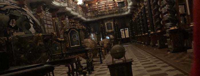 Barokní knihovna is one of Lieux qui ont plu à Priscilla.