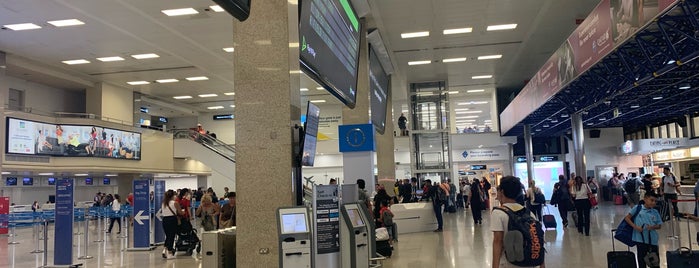 Air Malta Check-In is one of Sonia : понравившиеся места.