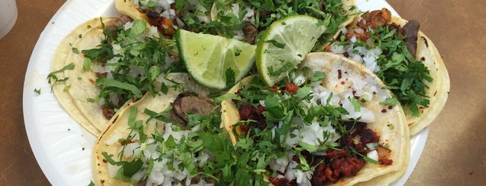 Tacos la Banqueta is one of Top Restaurants in Dallas.