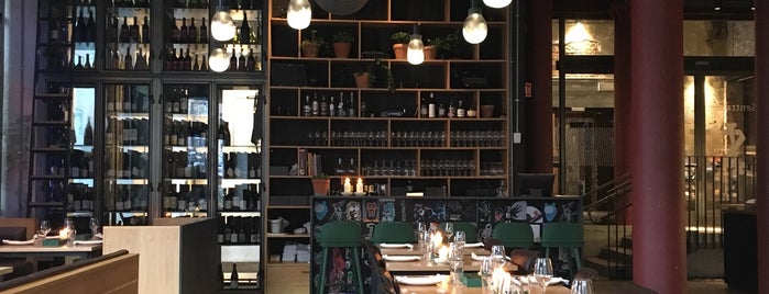Sentralen Restaurant is one of Lugares favoritos de Torstein.