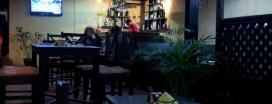 Black and White Organic Restaurant is one of สถานที่ที่ Jorge ถูกใจ.