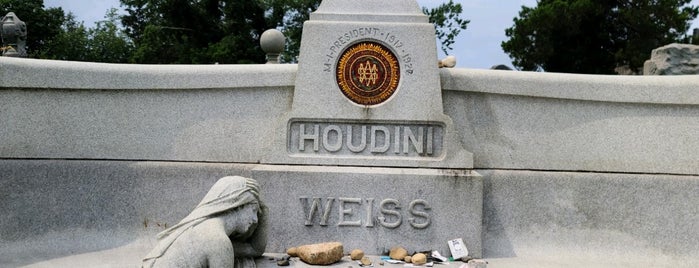 Harry "Houdini" Weisz is one of Places to Explore.