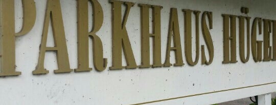 Parkhaus Hügel is one of Tempat yang Disimpan Dirk.