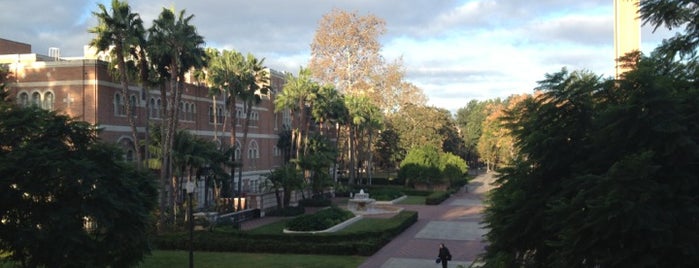 มหาวิทยาลัยเซาเทิร์นแคลิฟอร์เนีย is one of Notable University & College Campuses.