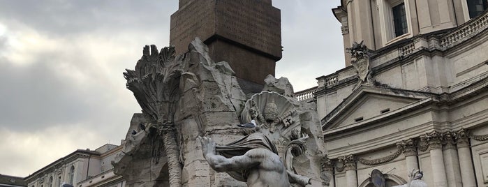 Fontana dei Quattro Fiumi is one of Рим.