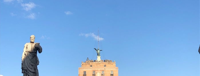 Castelo de Santo Ângelo is one of Рим.