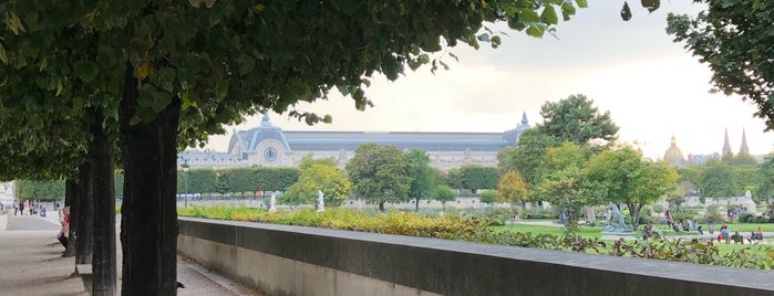 Tuileries Garden is one of Париж. Франция.