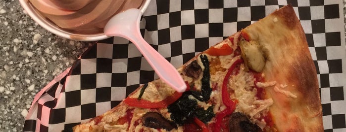 Pop Up Pizza is one of The 15 Best Places for Vegetarian Food in Las Vegas.