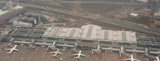 Аэропорт Франкфурт-на-Майне (FRA) is one of Airports of the World.