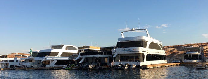 Restaurant @ Antelope Marina Point is one of Maris'in Beğendiği Mekanlar.