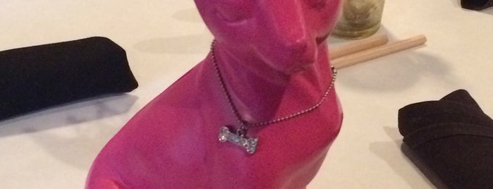 The Pink Chihuahua is one of Jackieさんの保存済みスポット.
