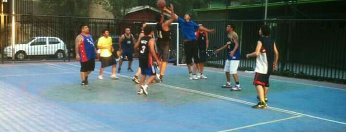 Cancha Basket Santa Isabel is one of Posti che sono piaciuti a Rodrigo.