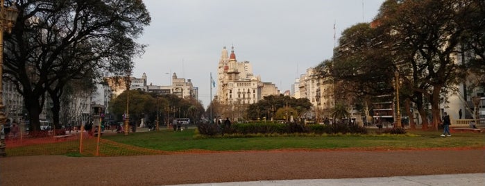 Plaza del Congreso is one of Tempat yang Disukai Arturo.