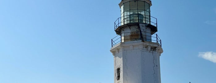 Armenistis Lighthouse (Fanari) is one of Tempat yang Disimpan Spiridoula.