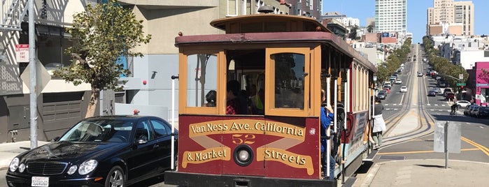 California Cable Car Turnaround-West is one of Posti che sono piaciuti a Aline.