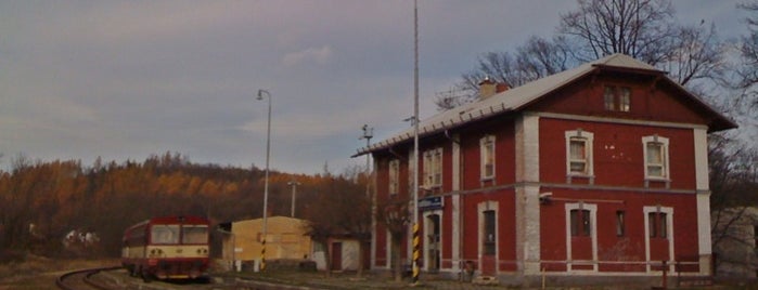 Železniční stanice Budišov nad Budišovkou is one of Železniční stanice ČR: A-C (1/14).