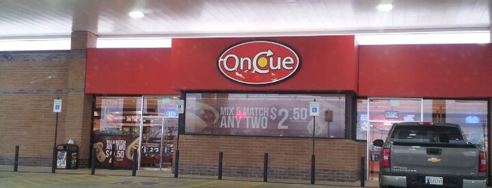 OnCue Express is one of Lugares favoritos de Ashley.