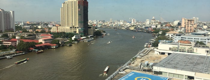 Royal Orchid Sheraton Hotel & Towers is one of Guide to Bangkok.