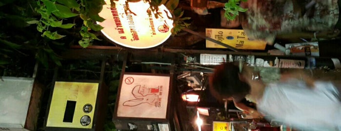 Jikko Cocktail Bar In Pai is one of Orte, die sobthana gefallen.
