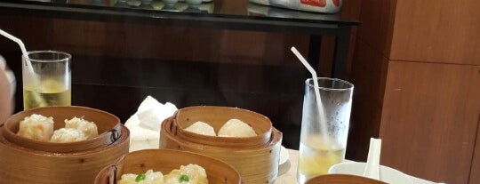 Gold Leaf Dim Sum is one of sobthanaさんのお気に入りスポット.