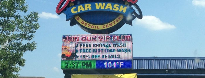 Somerville Car Wash is one of Tempat yang Disukai Keith.