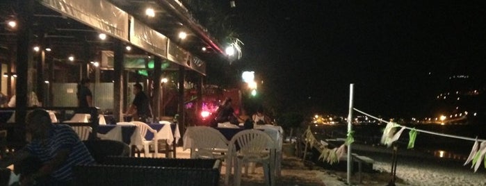 Ban Kamnan Beach Bar is one of Locais curtidos por Bogdan.