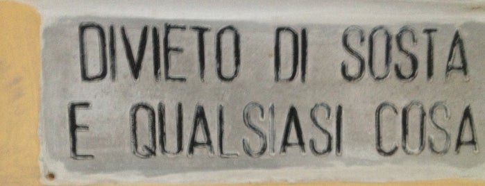 DIVIETO DI SOSTA E QUALSIASI COSA is one of สถานที่ที่ gallizio ถูกใจ.