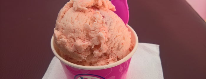 Baskin Robins is one of Colombo.