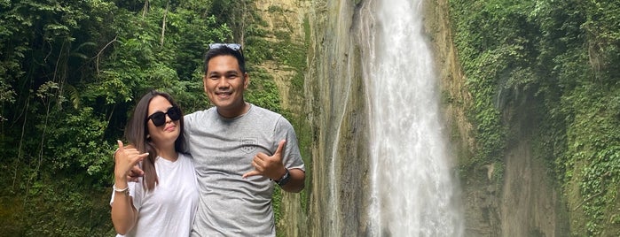 Mantayupan Falls is one of Cebu Island.