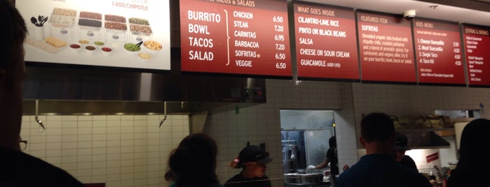 Chipotle Mexican Grill is one of Posti che sono piaciuti a Jacque.