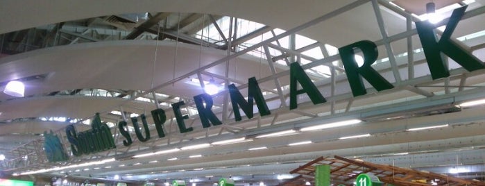 South Supermarket is one of สถานที่ที่ Jed ถูกใจ.