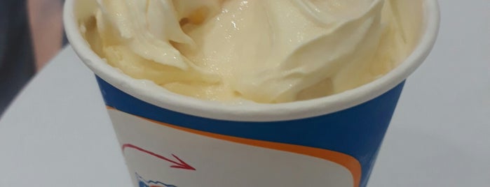 Dairy Queen is one of Aguさんのお気に入りスポット.