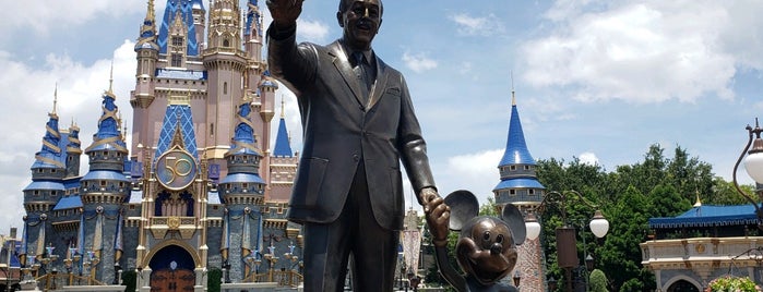 Partners Statue is one of Disney World.