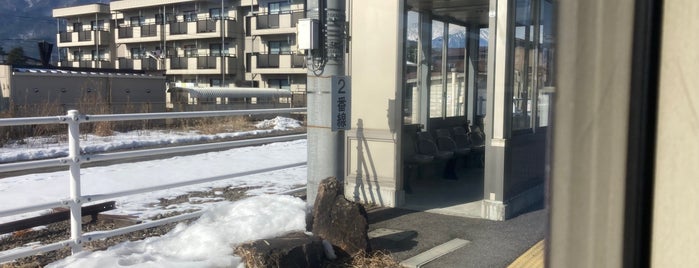 Shinanotokiwa Station is one of 大糸線の駅.