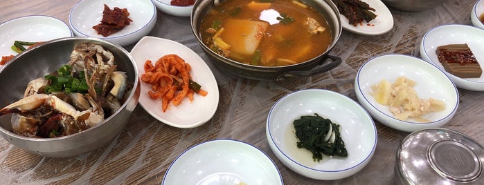등가게장 is one of Korean food.
