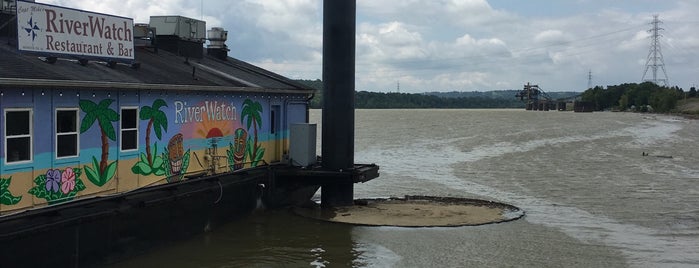 Riverwatch Floating Restaurant is one of Cinci Work Food 2.