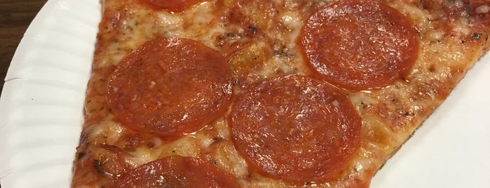 Ray's Pizza is one of Pizza, Pizza, Pizza!.