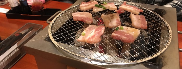 七輪焼肉 安安 生麦店 is one of 行ったことがあるのにチェックインしてない場所.