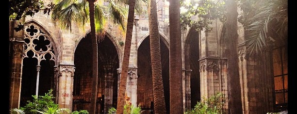 Catedral de la Santa Cruz y Santa Eulalia is one of barcelona.