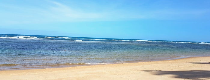 Praia do Paiva is one of Itapuama..