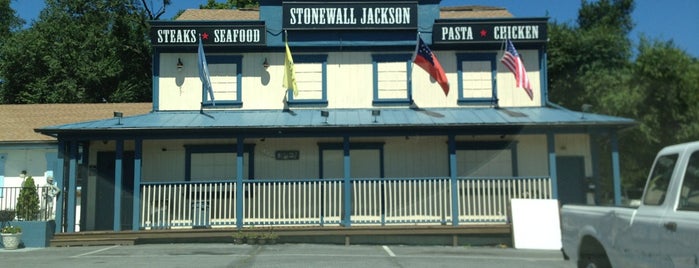 The Stonewall Jackson Restaurant is one of Locais curtidos por Stacia.