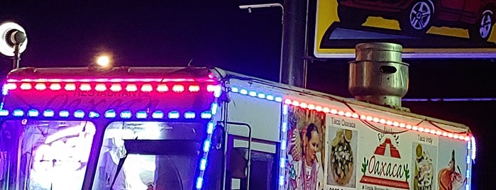 Oaxaca Mexican Food Truck is one of Crockett-London.