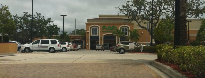 Publix is one of Gillian's Favorites in Sarasota.