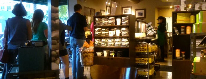 Starbucks is one of JR umana’s Liked Places.