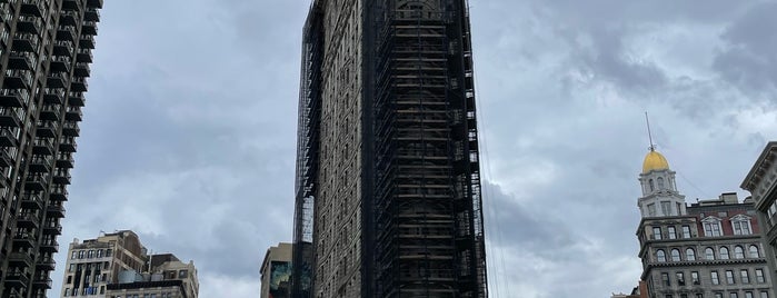 Flatiron Building is one of New York 💕.