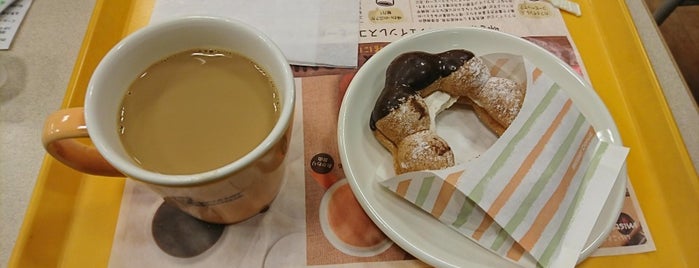 Mister Donut is one of Lieux qui ont plu à Hideyuki.