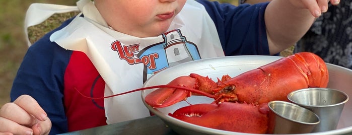Abel's Lobster Pound is one of Lugares favoritos de Julie.